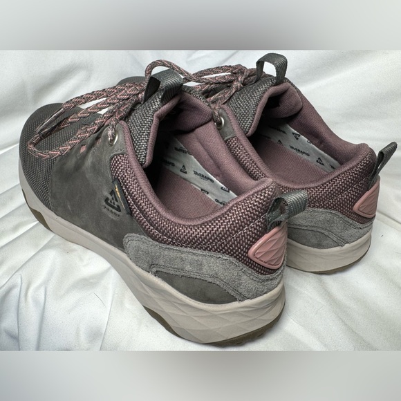 Canyonview Hiking Shoe - Picture 4 of 4